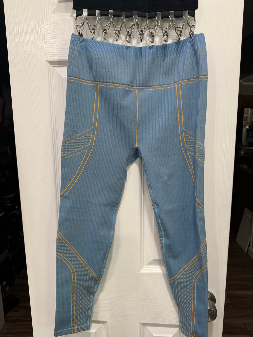 Fabletics Women’s Med. Blue/Yellow Seamless Ribbed Contour High Waisted Leggings